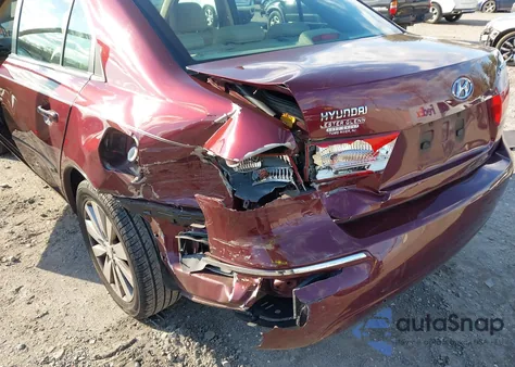 2009 Hyundai Sonata Limited z USA, uszkodzony, nr VIN 5NPEU46C39H427370